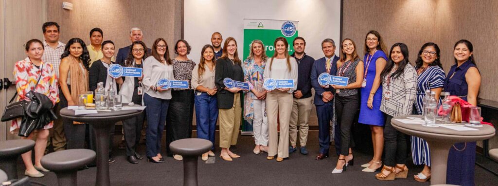 Around 2025 Latam group of participants