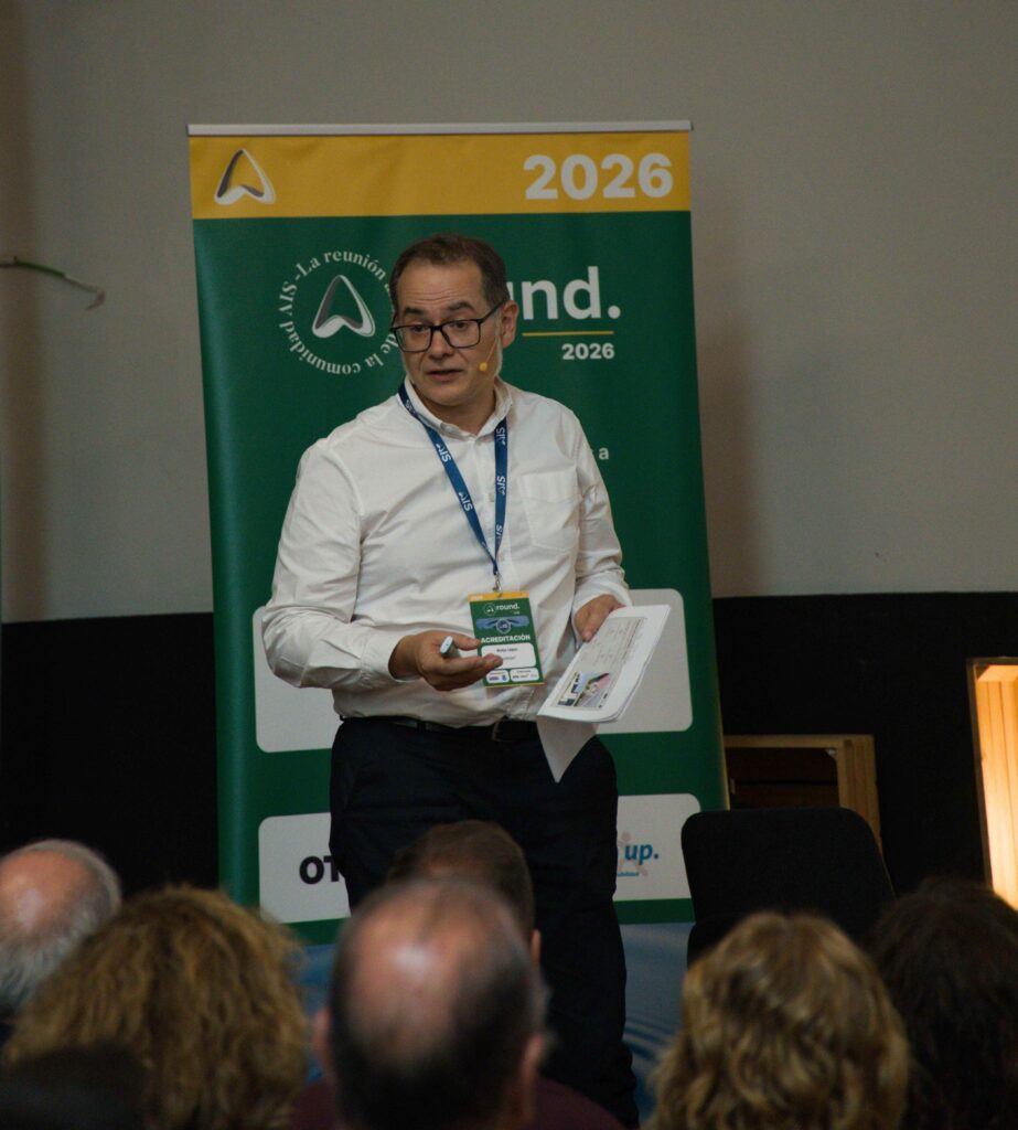 Borja López Calle, presenting the AIS case highlight